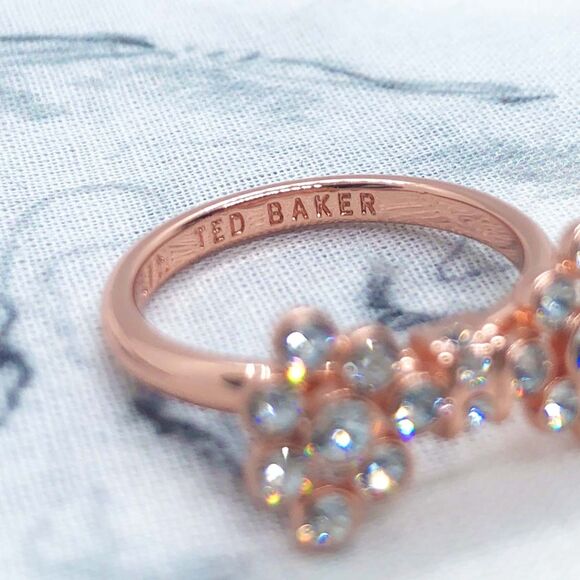 ❤︎ Ted Baker ❤︎ BREMMA Swarovski® Crystal Ring S-M - Picture 5 of 9